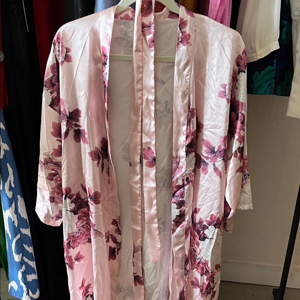 Floral Pink Kimono Robe